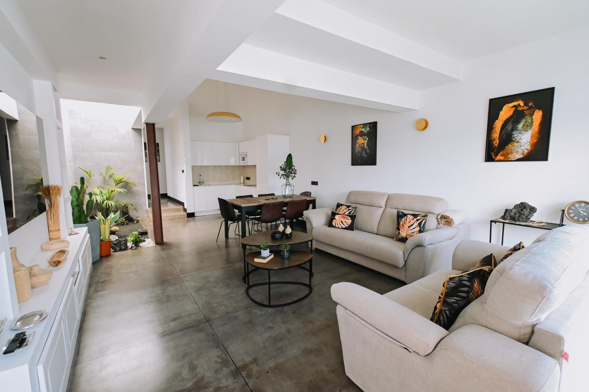 Garden House, Playa Honda Apartment อาร์เรซิเฟ ภายนอก รูปภาพ