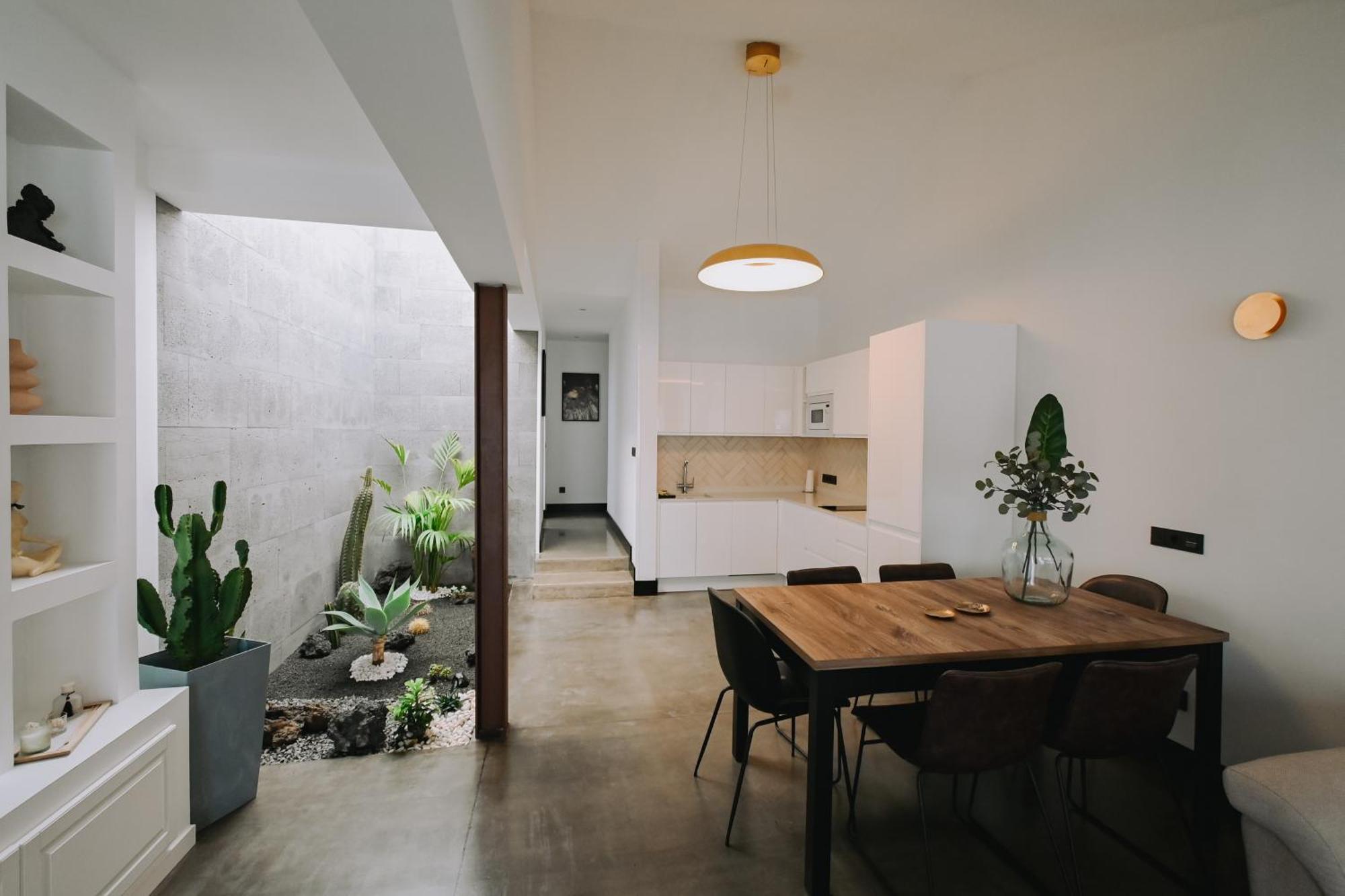 Garden House, Playa Honda Apartment อาร์เรซิเฟ ภายนอก รูปภาพ